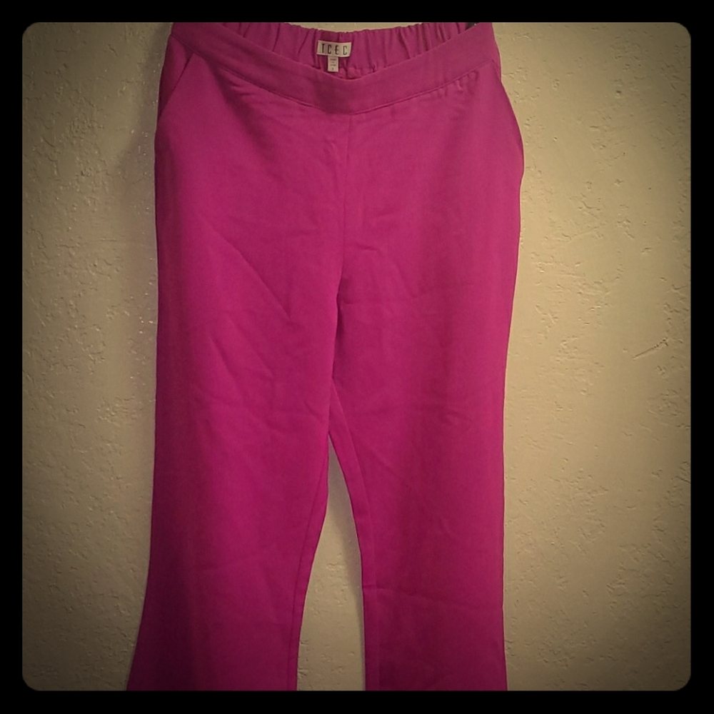Chic!! "Palazzo" Magenta bell bottom slacks SMALL